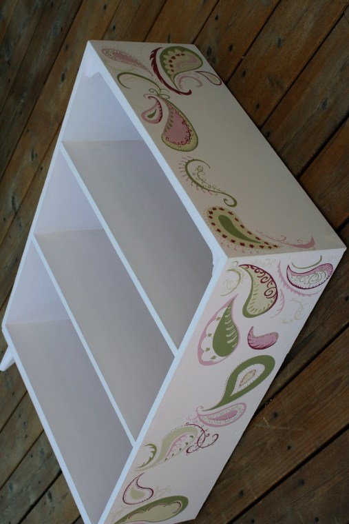 paisley bookcase/ Vintage-Twisted